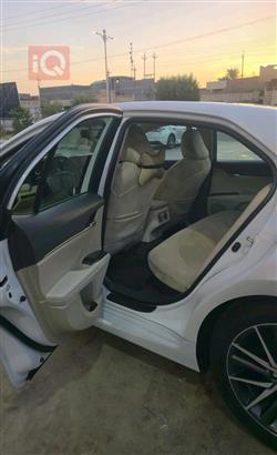 تۆیۆتا کامری